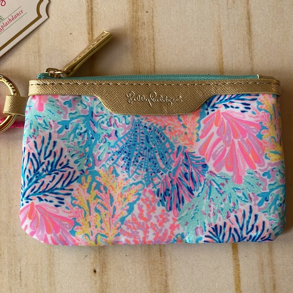 Lilly Pulitzer ID Case featured in Splashdance - Picture 4 of 7